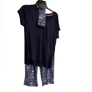 Cuddl Duds Women's Dark Blue and Patterned Pajama Set with headband NWT